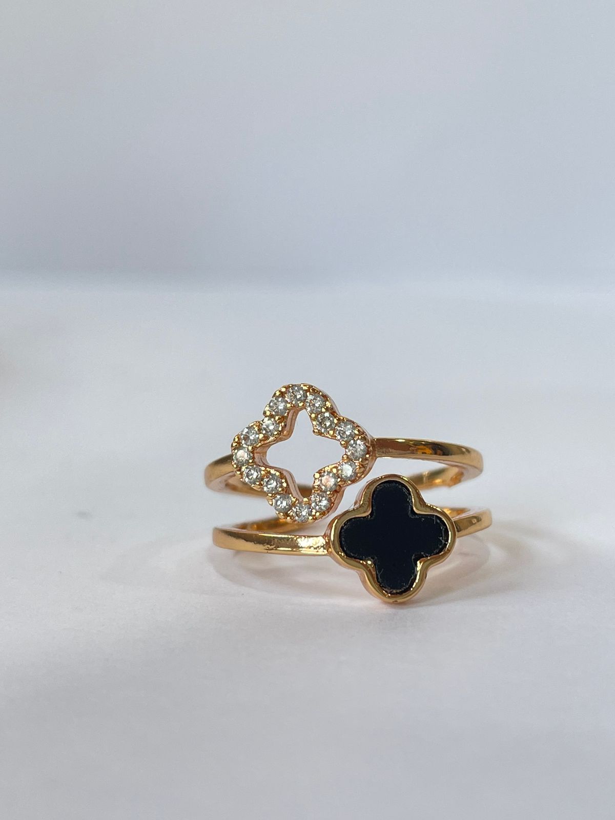 Luxury Black & Gold Ring